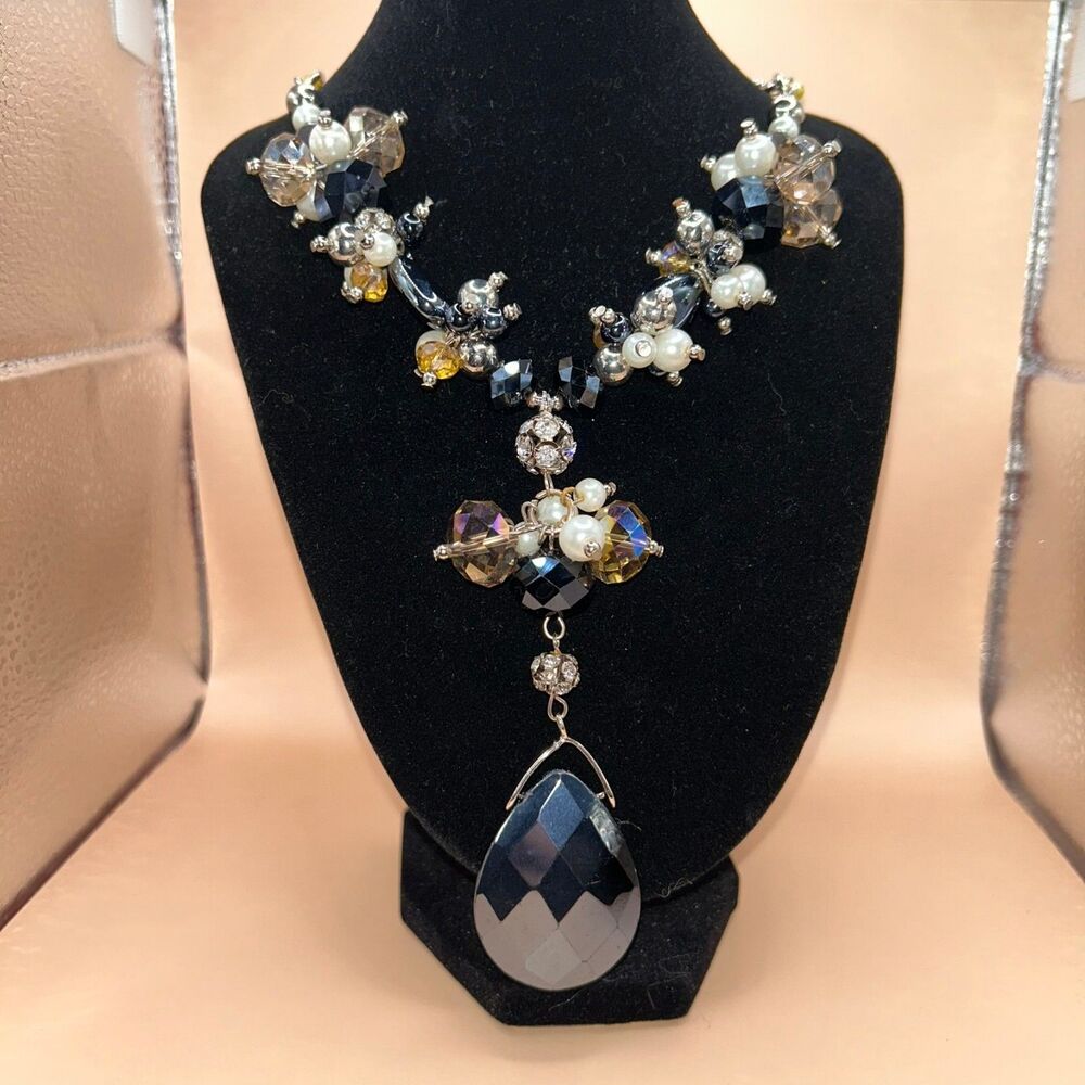 Unmarked Black Glass Pendant Tear Drop Statement Necklace